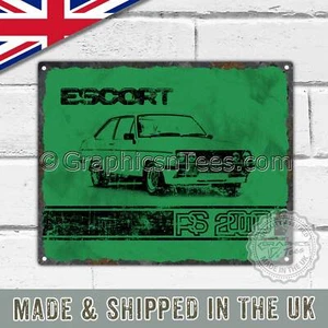 Vintage Metal Tin Sign Plaque Featuring The Classic MK2 Escort RS2000 in Green - Foto 1 di 2