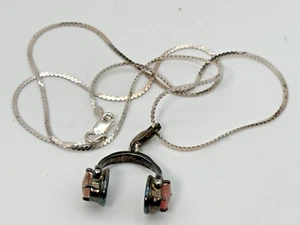 Sterling Silver Pendant 925 Jewellery Headphones Design Pink Stones Charm - Picture 1 of 9