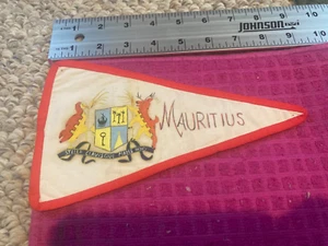 VINTAGE Mauritius Island EAST AFRICA Isle of the Dodo PENNANT - Fast Shipper - Picture 1 of 4