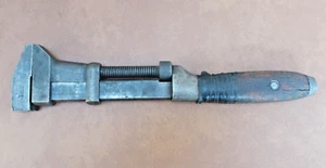 Antique COES Billings Adjustable Pipe Wrench With Wood Handle 15" Long - Picture 1 of 8