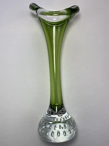 Vintage 8” Aseda Art Glass Green Bone Vase Sweden Hand Blown Bullicante Bubbles - Picture 1 of 12