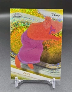 2025 Topps Chrome Disney ZEUS Yellow Mini Diamonds Refractor #49 - Bild 1 von 2