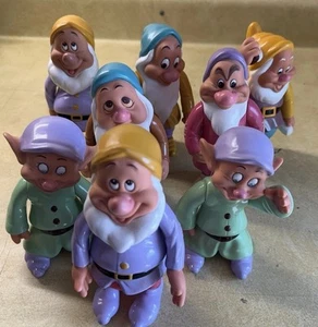 8 Vintage 1992 Disney Schneewittchen sieben Zwerge Vinyl Kunststoff 6" Figuren Duplikat - Bild 1 von 5