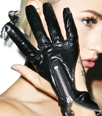 Legs Avenue Wet Look 拉链镂空摩托车手套带心形拉服装 V0581 — 第 1/4 张图片