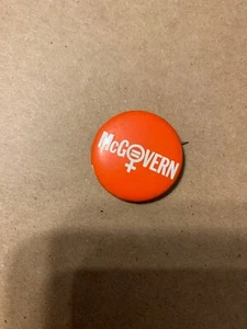 McGovern Button Pin Back - Picture 1 of 2