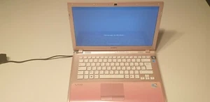 Computer Sony PCG-61111M VPCCW1S1 - Funzionante Con Difetto Cerniera - Foto 1 di 12