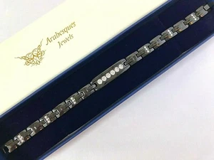 PREMIUM LADIES/MENS BLACK CRYSTAL TITANIUM BIO MAGNETIC HEALING BRACELET/BANGLE - Picture 1 of 4