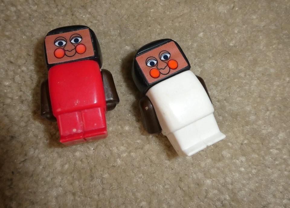 Lote de 2 bonecos de brinquedo de plástico vintage 1975 CBS Creative Playthings 2" de altura - Imagem 1 de 1