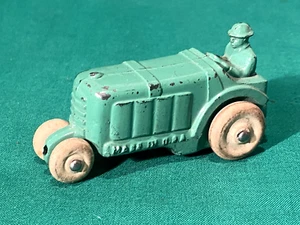 1930's Barclay Slush Cast Toy Tractor BV9 Type - Green - Picture 1 of 6