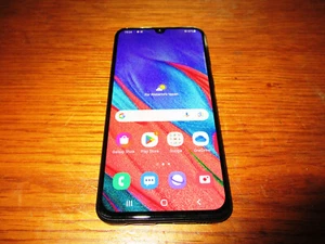 Samsung Galaxy A40 64GB - Zdjęcie 1 z 7
