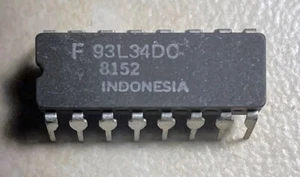 Fairchild 93L34DC 93L34 - 8 Bit Addressable Latch - NOS ! - Picture 1 of 1