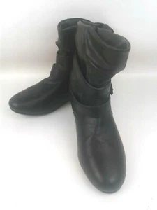 Joe Boxer Womens Black Ankle Boots W/Double Straps & 3/4" One Piece Sole NEW 8 M - Picture 1 of 8