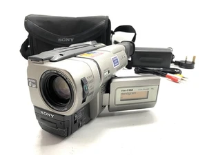 Sony CCD-TRV48E Video8 Hi8 Tape Digital Video Camera HANDYCAM Complete Set - Picture 1 of 18