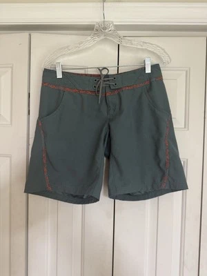 Columbia Womens PFG Shorts Size 6 Green Orange Omni-Shade UPF 40 Hiking Fishing - Image 1 of 4