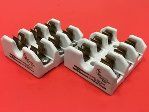 Buss 2607 - Ceramic 3-Pole Fuse Holder - 30A - 250V - LOT OF (2) - Picture 1 of 3