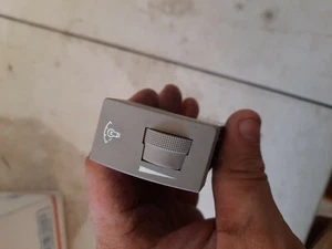 OEM 09-12 Hyundai Elantra Dash Light Dimmer  - Picture 1 of 2