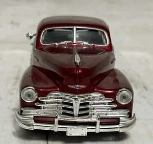 MotorMax 1948 Chevrolet Aerosedan Fleetline 1/24 Burgundy - Picture 1 of 12