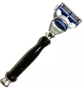 Résine Précieuse Noir-Or Rasoir MRed France Compatible Avec Gillette Fusion Lame - Picture 1 of 3
