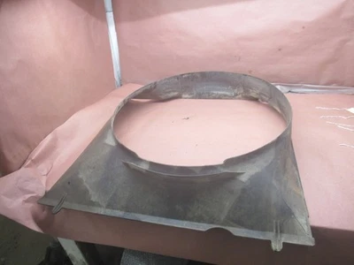 Cubierta del radiador del ventilador de refrigeración diésel 99-02 Ford F250 F350 7,3 7,3 L Yc35-8146-Ha Foto 1 de 4