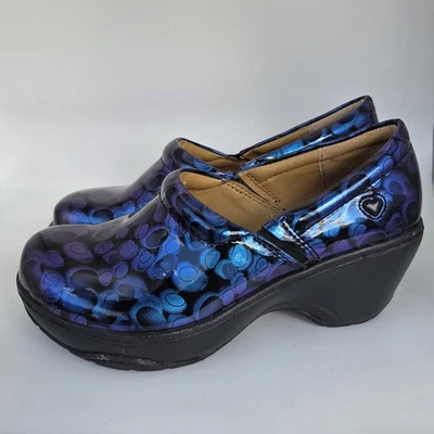 Zapatos de enfermera Mates Bryar talla 6 W azul espectro almohada top enfermería zuecos Foto 1 de 4