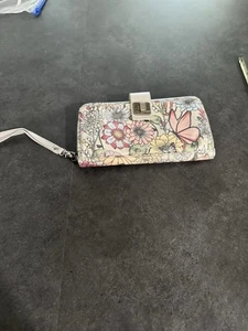 Sakroots Artist Circle Blue In Bloom Wallet Wristlet Zip Around Butterfly Bees - Picture 1 of 9