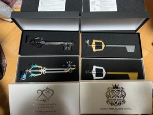 Kingdom Hearts 20th Anniversary Ambassador Hotel Limited Room Keyblade Set of 4 - Picture 1 of 3