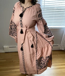 Ukrainian embroidered black pink boho style - folk ethnic vyshyvanka over size - Picture 1 of 7