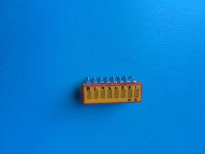 90B08S GRAYHILL SWITCH SLIDE DIP SWITCH 8 POSITION SPST 25MA 24VDC - Image 1 of 3