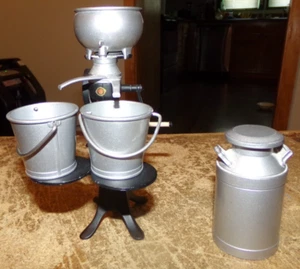 1/7 ertl DeLaval cream seperator in nice shape used - Picture 1 of 7