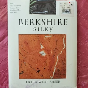 Berkshire Silky Pantyhose Plus Size 3  Sheer Color Nu Grey (Brown) NOS - Picture 1 of 6