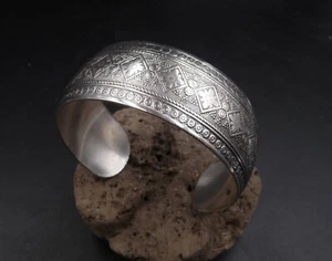 Bracelet manchette ajustable berbère en argent - Imagen 1 de 2