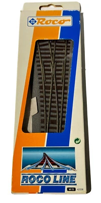 ROCO HO Track With Bedding WI 15 42538 Points Left 9 1/16in Manual Centerpiece - Image 1 of 4