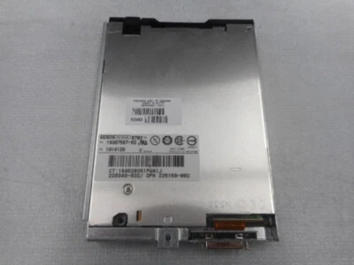 305440-001 1.44MB SLIMLINE FLPY DR DL360G3 DL380G3 - Imagem 1 de 3