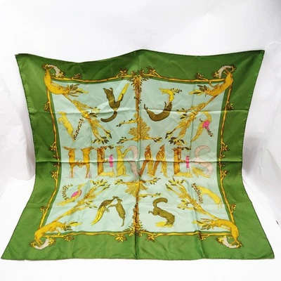 SIN TARIFA Hermes Bufanda Carre 90 ALFABETO ANIMAL Verdes Seda100 4494991 Foto 1 de 4