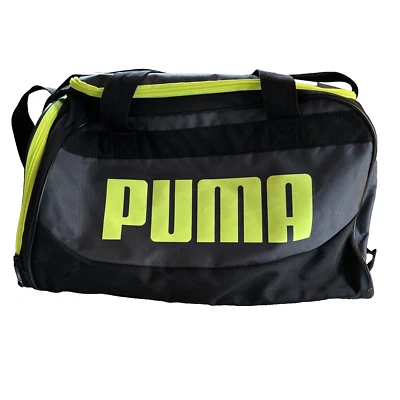 Bolso deportivo/bolso de gimnasio PUMA verde/negro, con correa para el hombro buen estado Foto 1 de 4