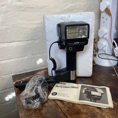 Untested Sunpak Auto Zoom 3600 Thyristor Flash Gun - Image 1 of 4