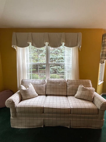 ETHAN ALLEN Upholstered Sofa (Featherblend)  orig. price $3,000. Selling  $650!! Cover
