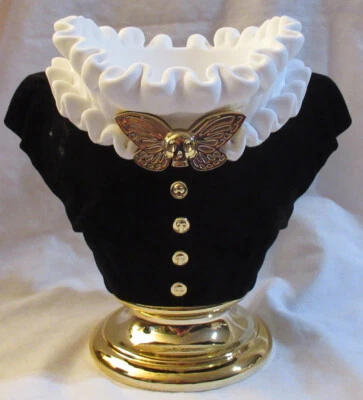 Candelabro de 3 mechas Bath & Body Works HALLOWEEN BRIDE pedestal resina flocado  Foto 1 de 4