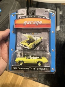 Greenlight  1972 Oldsmobile 442 Convertible Muscle Car Garage Stock & Custom - Picture 1 of 4