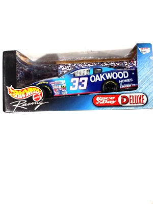 1:24  Scale HOT WHEELS  NASCAR ®  Racing 1999  #33 OAKWOOD HOMES Joe Nemechek - Image 1 of 4