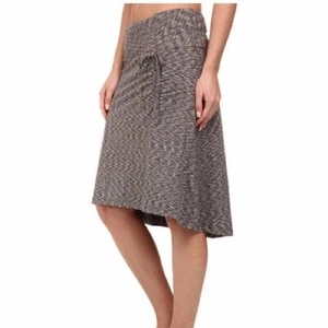 The North Face Women's Gray Pull On Cypress Knee Length Skirt Size S Small - Picture 1 of 11