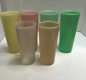 Tupperware Pastel Tumblers Glasses 4-16 oz  2- 12 Oz. Total 6 Made in USA - Picture 1 of 12