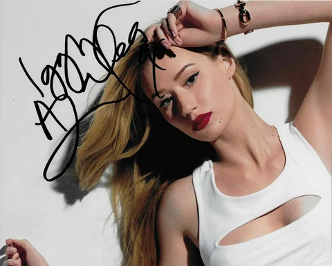 Ssavior Iggy Azalea Signed Photo 810 COA Cover