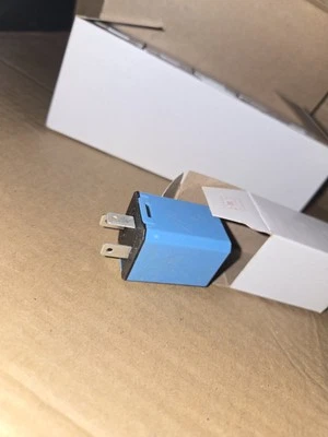 Turn Signal Flasher Fits Dodge, Ford, Honda, Mitsubishi, Nissan, Subaru Vehicles - Image 1 of 4