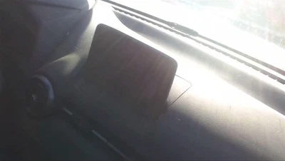 Pantalla de infoentretenimiento usada se adapta a: Mazda CX-3 2019 pantalla táctil grado Foto 1 de 4