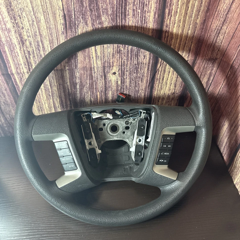 Volante Ford Fusion 2010 2011 2012 preto - Imagem 1 de 4