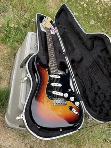 fender stratocaster standard americano - Foto 1 di 17