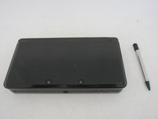 F631 Nintendo 3DS console Cosmo Black Japan w/stylus pen
