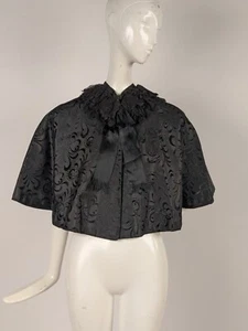 VICTORIAN 19TH C BLACK BROCADE SILK CAPE W CHANGEABLE LINING - Picture 1 of 9