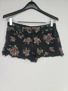 VANILLA STAR WOMEN'S FLORAL PRINT DENIM HIGH RISE SHORTIE BLACK SIZE 11 - Picture 1 of 7